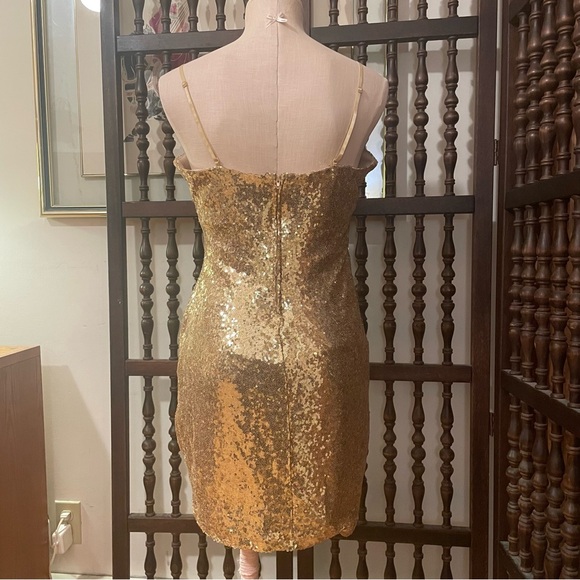 EMERALD SUNDAE Gold Sequin Holiday Prom Formal Mini Dress Size XL - Picture 2 of 7